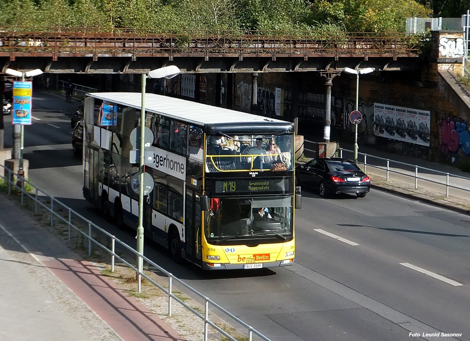 Стало відомо, коли Києвом почнуть курсувати двоповерхові німецькі автобуси